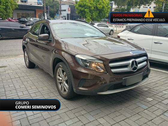 MERCEDES-BENZ GLA 200 1.6 CGI STYLE 16V TURBO FLEX 4P AUTOMÁTICO MERCEDES-BENZ GLA 200 1.6 CGI STYLE 16V TURBO FLEX 4P AUTOMÁTICO